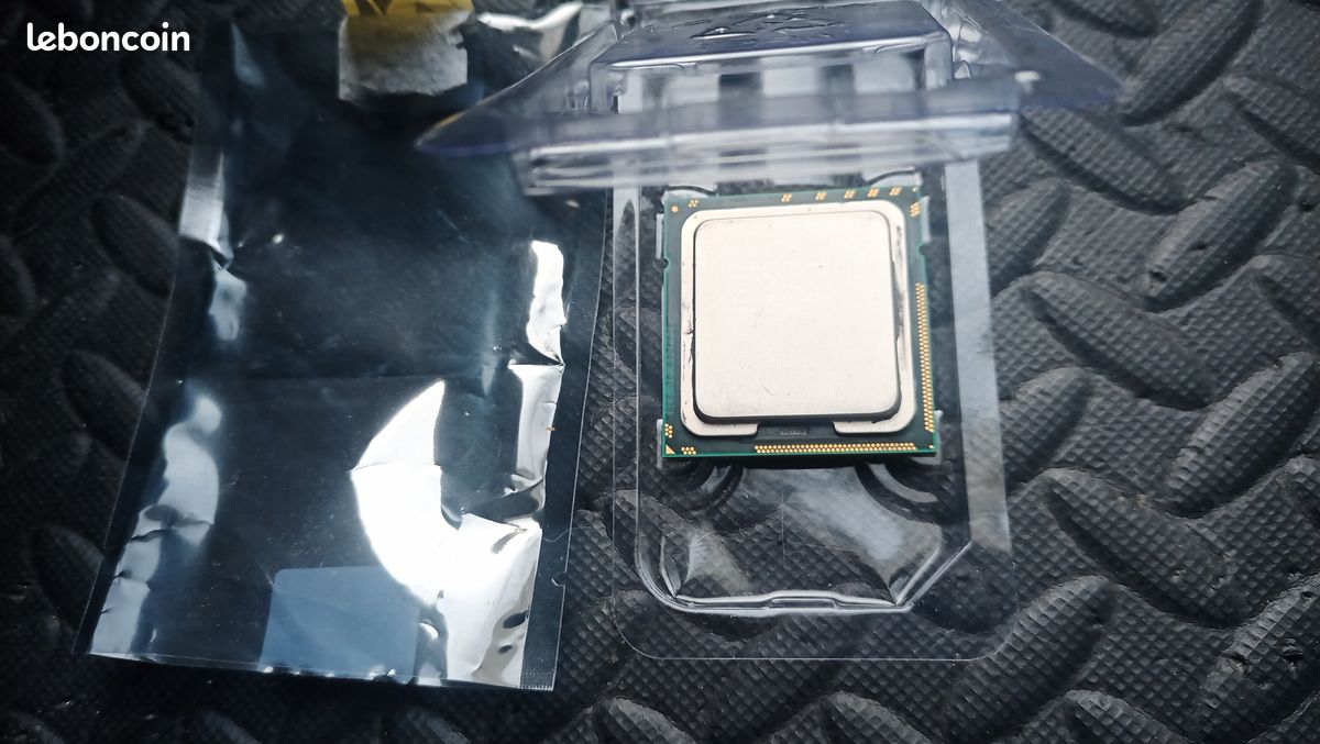 CPU Intel Xeon X5677 12M (image 1)