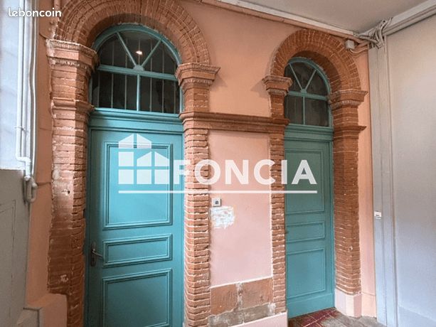https://img.leboncoin.fr/api/v1/lbcpb1/images/db/9b/a6/db9ba66cc1c35b20e4b1aa0847a0df1b7d2b09c3.jpg?rule=ad-image