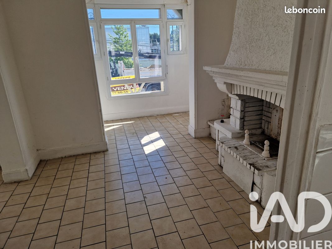Maison 9 pièces 230 m² · à Massy · 230 m² · 675 000 €