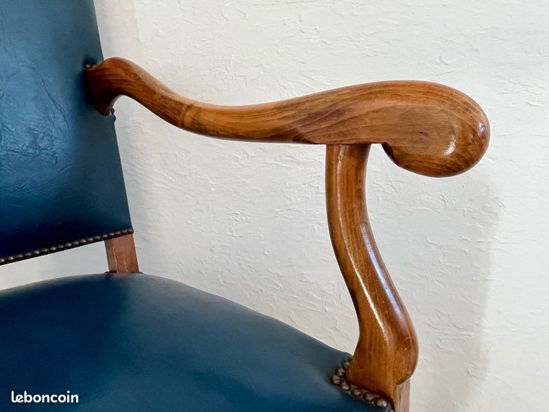 Paire de fauteuils style Louis XIII (image 6)