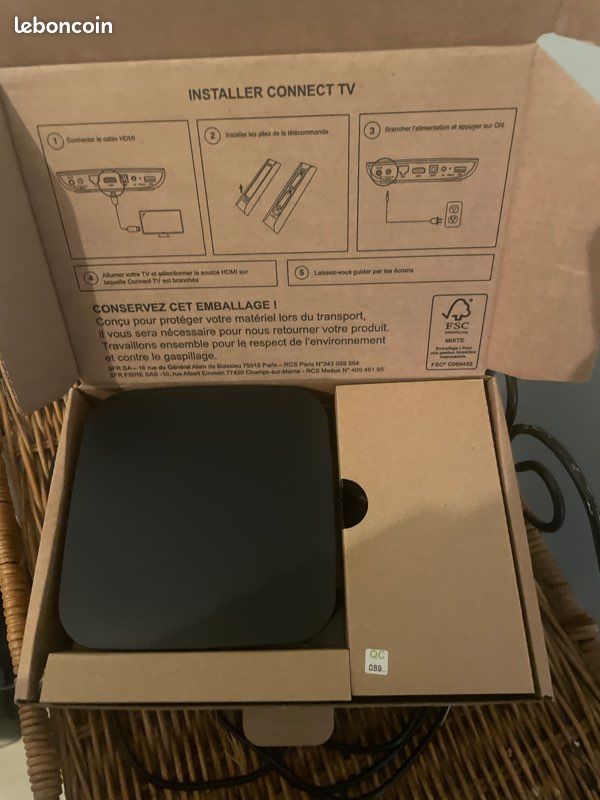 Décodeur SFR Connect TV V3 Avec Chromecast Intégré - Android TV 4K - Accès Play Store - Neuf