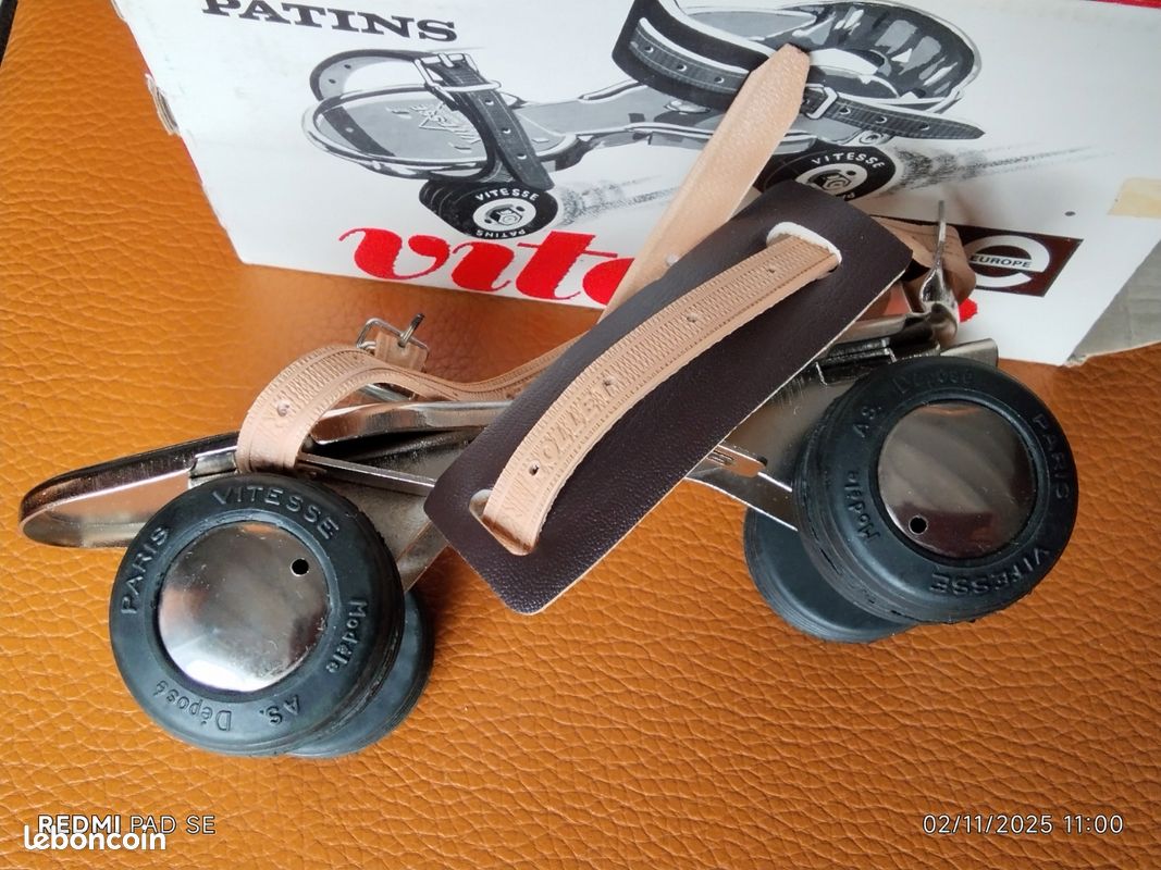 Patin à Roulette Vintage Marque VITESSE Dans Son Emballage D'origine