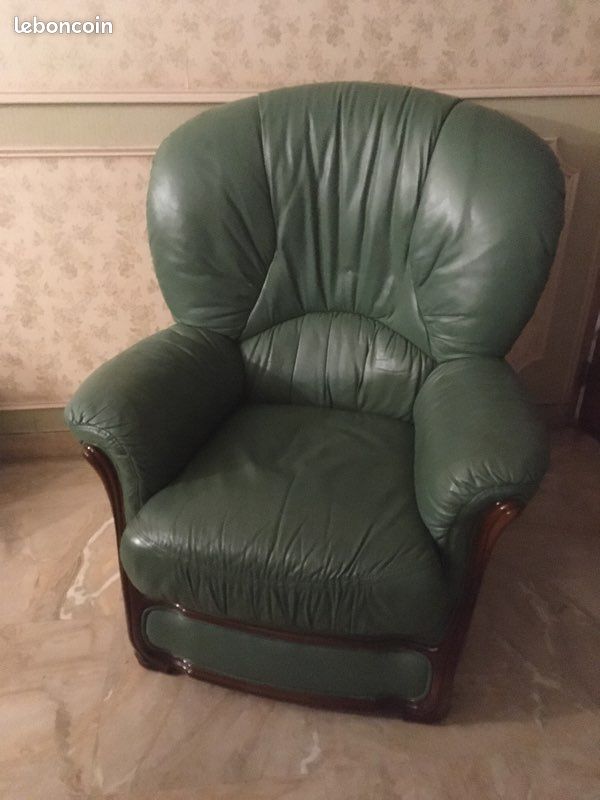 Canapé et ses 2 fauteuils (image 3)