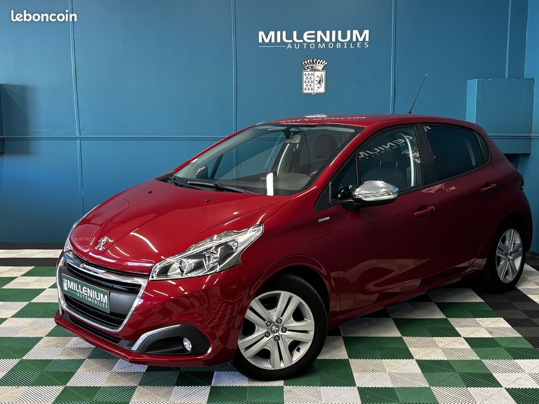Peugeot 208 1.6 BLUEHDI 100CH STYLE 5P (image 1)