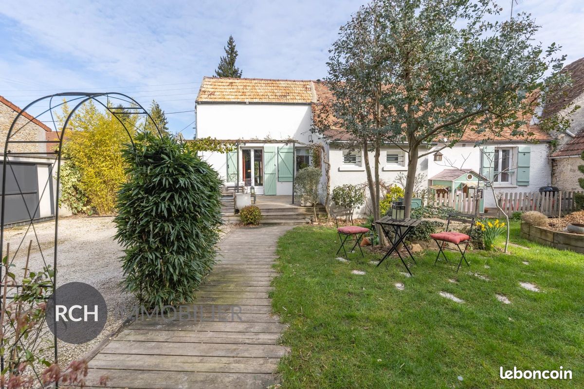 Maison 6 pièces 143 m² · à Rambouillet · 143 m² · 440 000 €