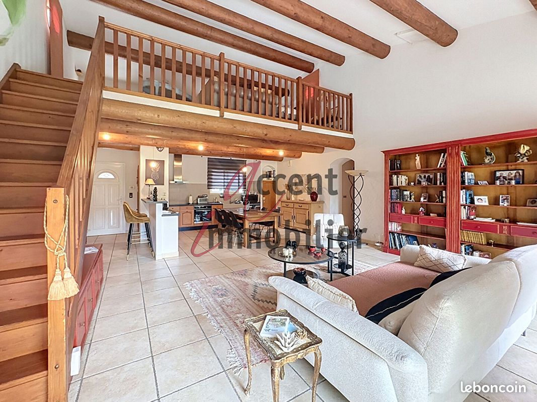Maison 5 pièces 183 m² · à Cabannes · 183 m² · 618 000 €