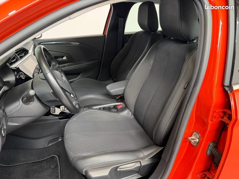 Opel Corsa Corsa-e 136 Elegance / Carplay / Caméra / SOH 87.6% (image 8)