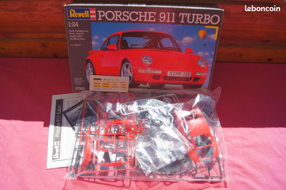 Maquette voiture : Porsche 356 Cabriolet - Revell - Rue des Maquettes Maquette voiture : Porsche 356 Cabriolet - Revell - Rue des Maquettes