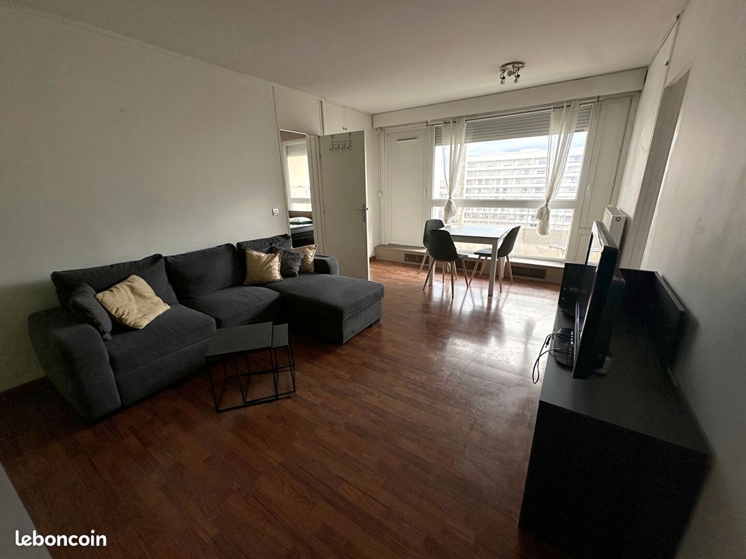 Appartement 2 pièces 49 m² · à Villeurbanne · 49 m² · 899 €