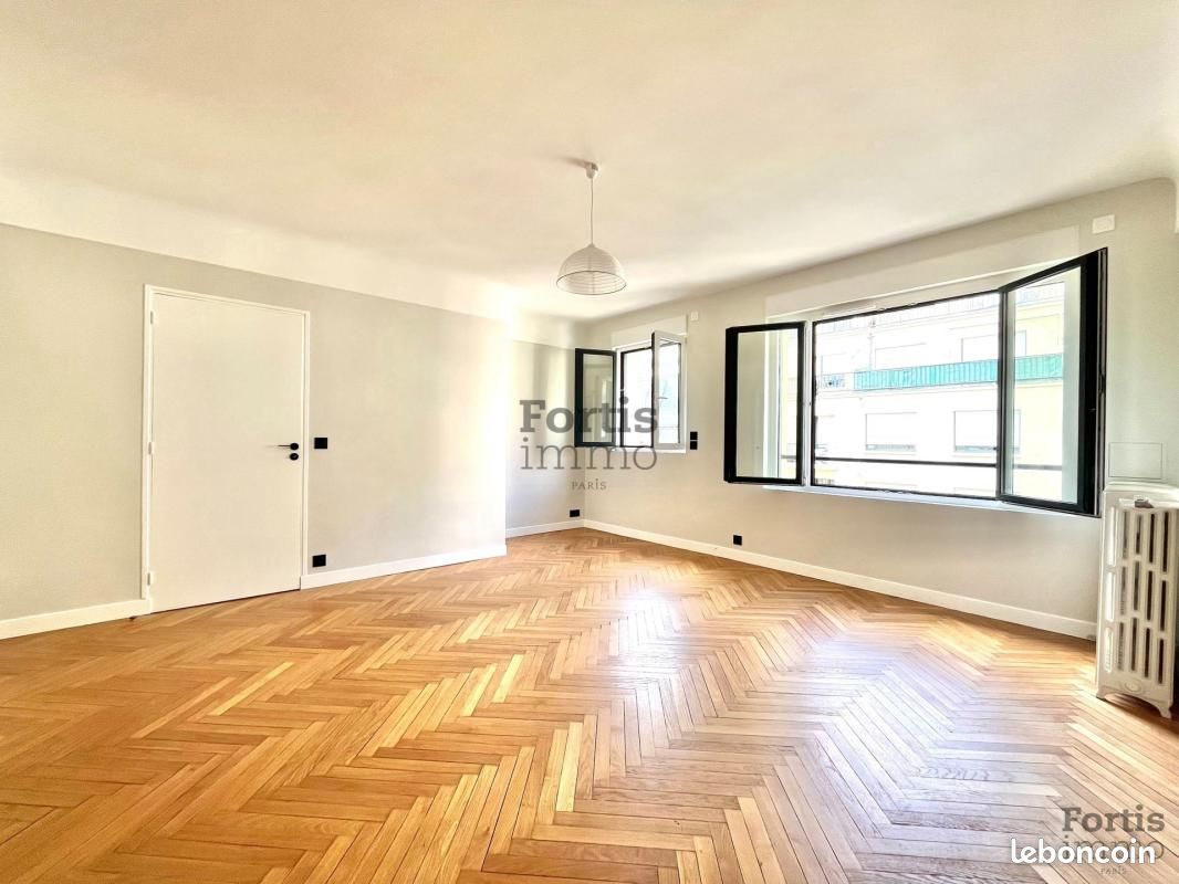 Appartement 3 pièces 71 m² · à Paris · 71 m² · 939 600 €