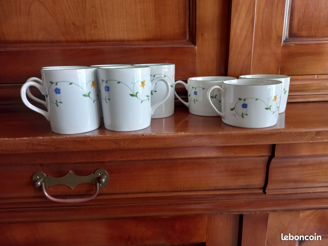 Lots tasses/mugs (image 1)