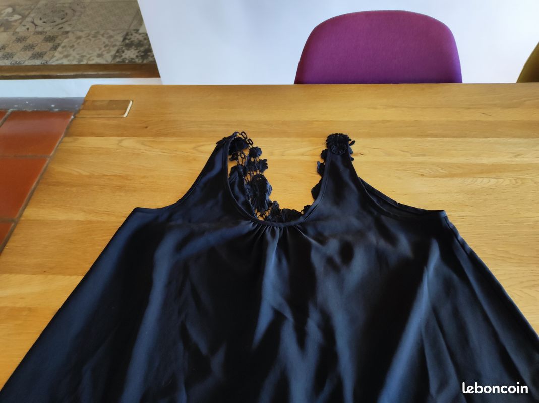 Haut dentelle (image 4)