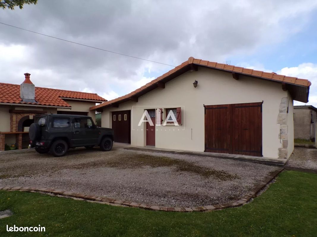 Maison 6 pièces 110 m² - Champagne-Mouton 16350 (image principale 12)