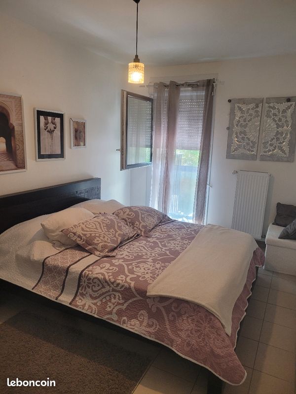 Appartement avec grande terrasse (image 4)