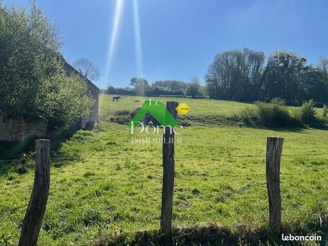 Maison 16 pièces 390 m² · à Sainte-Geneviève · 390 m² · 189 000 €