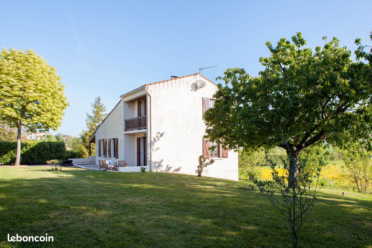 Maison 6 pièces 1151 m² · à Vix · 1 151 m² · 195 000 €