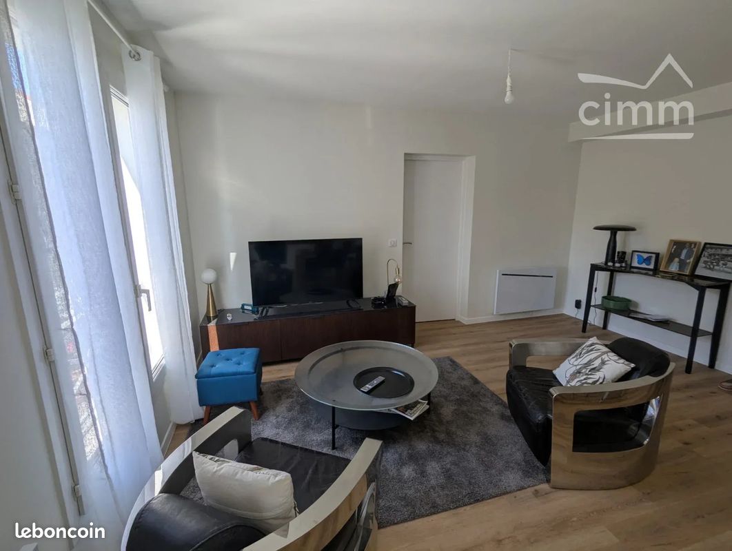 Appartement 4 pièces 72 m² · à Saint-Maur-des-Fossés · 71,7 m² · 1 910 €/mois