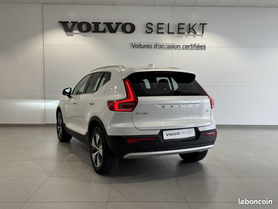 VOLVO XC40 T4 Recharge 129+82 ch DCT7 Start (image 6)