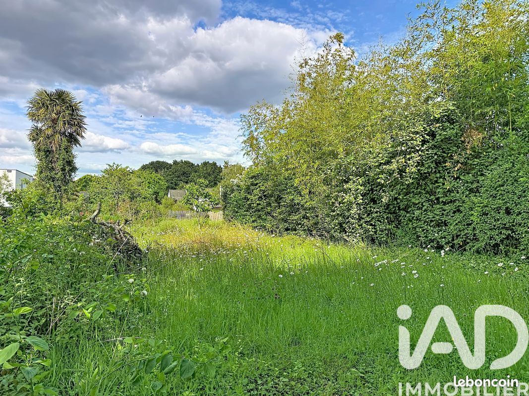 Terrain 561 m² · à La Chapelle-sur-Erdre · 561 m² · 183 000 €