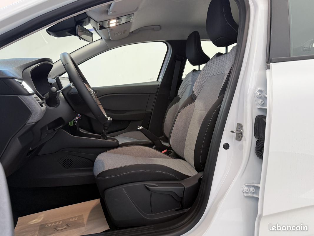 RENAULT Clio TCe 90 Evolution (image 5)