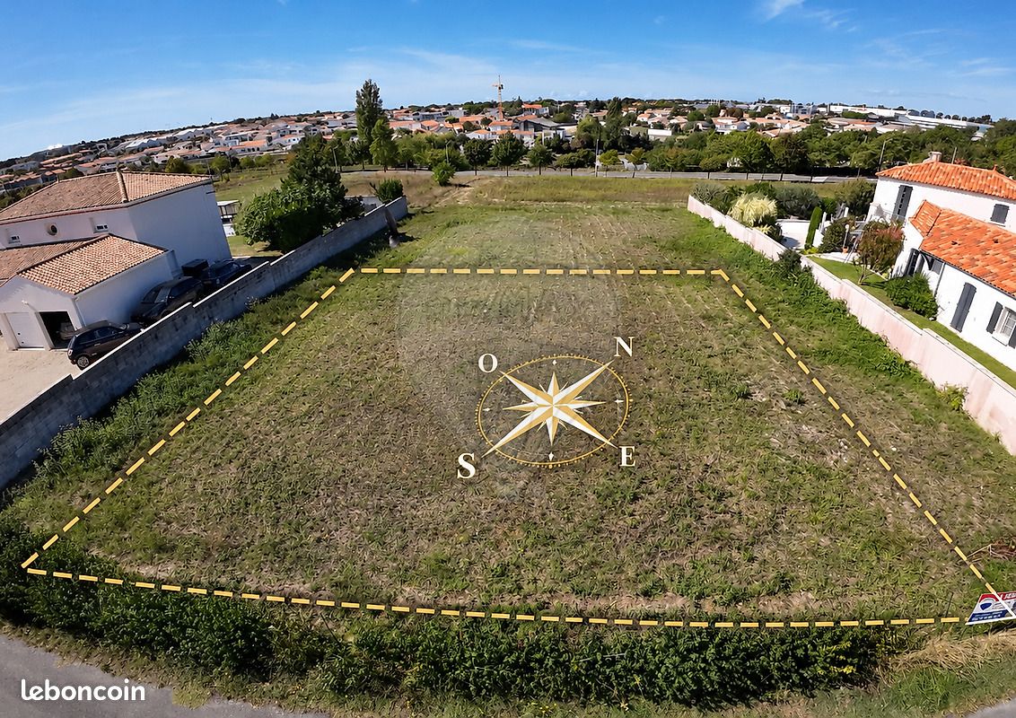 Terrain 580 m² Royan · 210 000 €