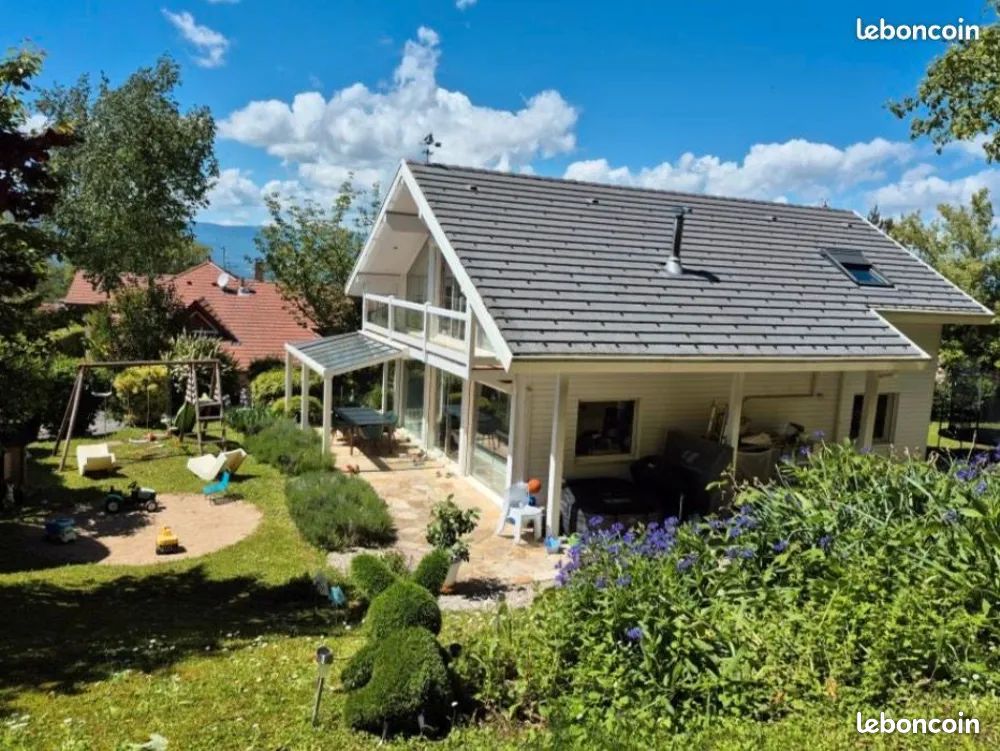Maison 9 pièces 160 m² · à Beaumont · 160 m² · 899 000 €