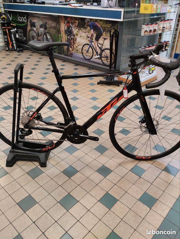 Bikes Velo Ktm Route Revelator Lisse Ktm Velo De Route Ktm Strada