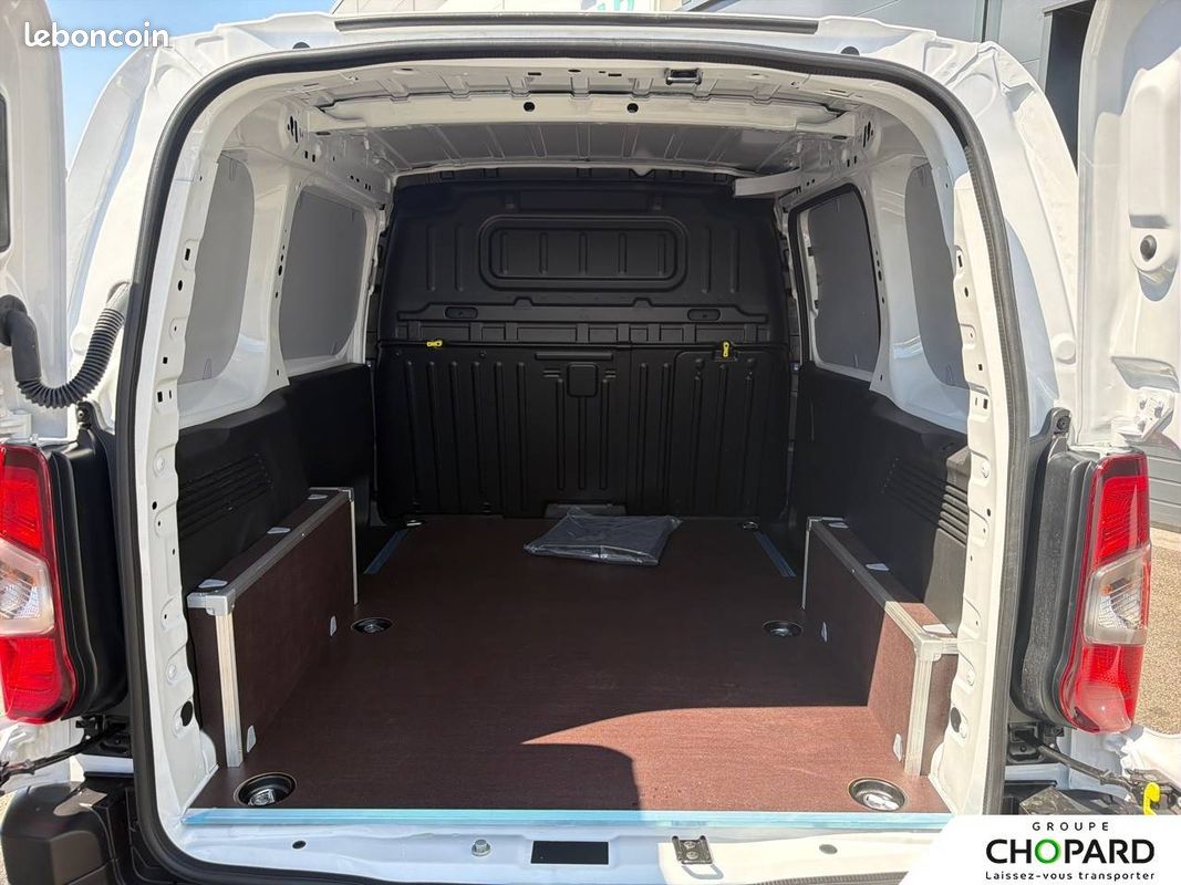 Citroen berlingo van taille m 650kg bluehdi 100 s&s bvm6 (image 6)
