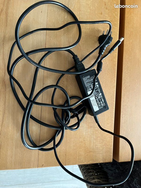Chargeur pc DELL (image 1)