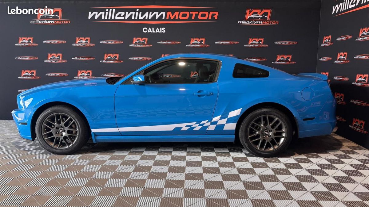 Ford mustang premium 3.7 v6 310 ch - garantie 6 mois (image 2)