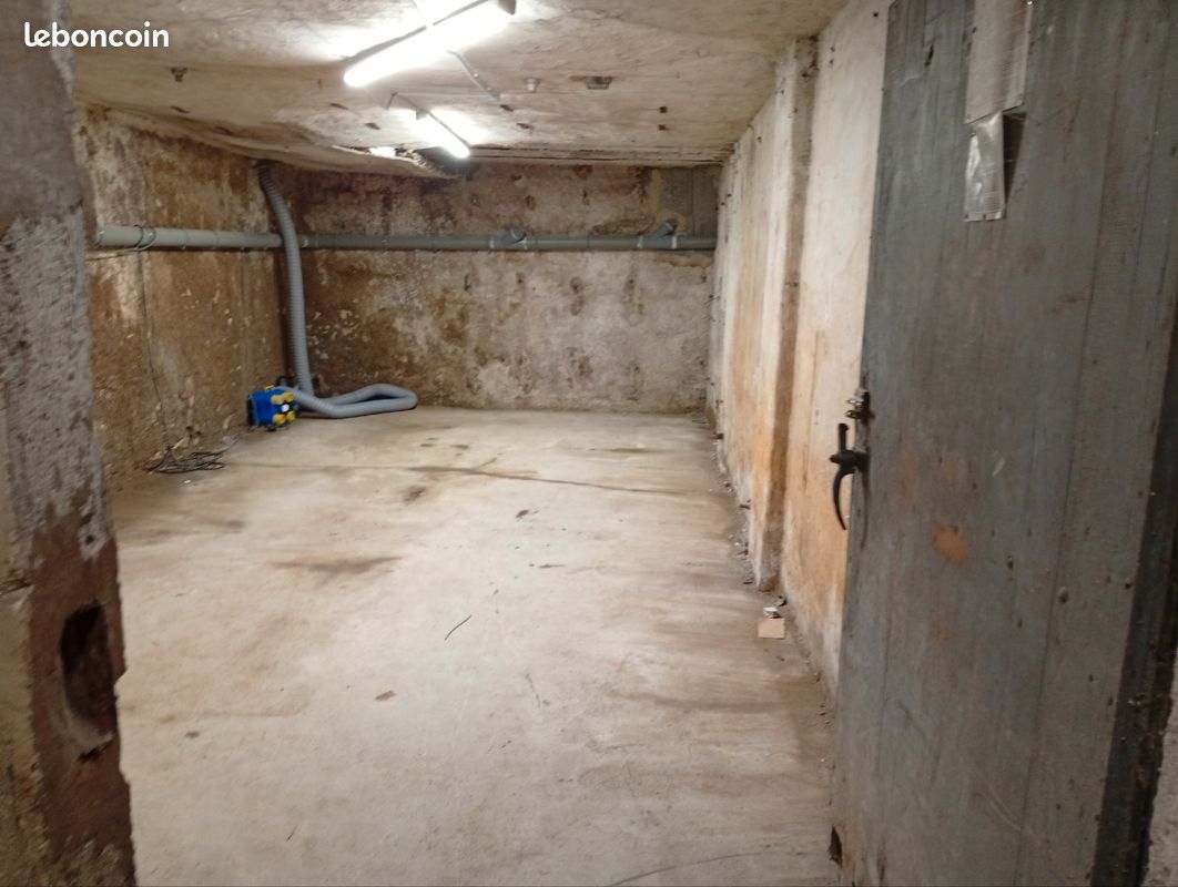 Local commercial 1 pièce 33 m² · à Grésy-sur-Aix · 33 m² · 10 900 €