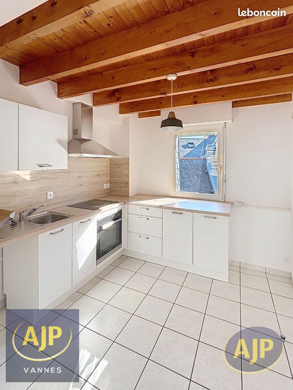 Appartement 4 pièces 76 m² · à Vannes · 76 m² · 967 €/mois
