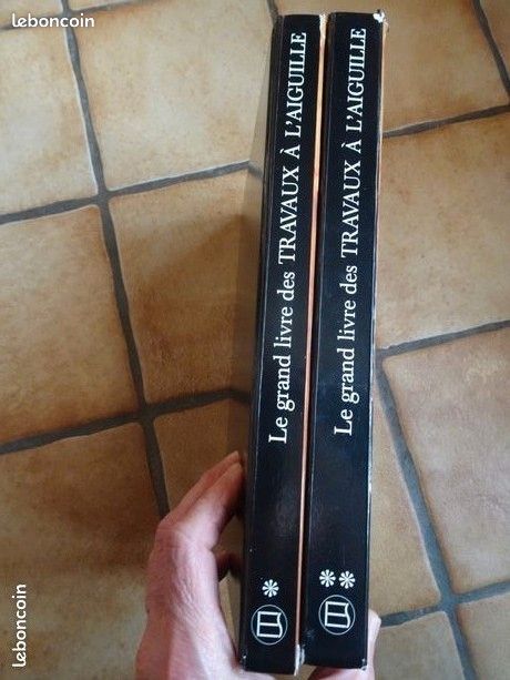 Livres "Le grand livre des Travaux à l'aiguille (Tome 1 et 2)" (image 3)