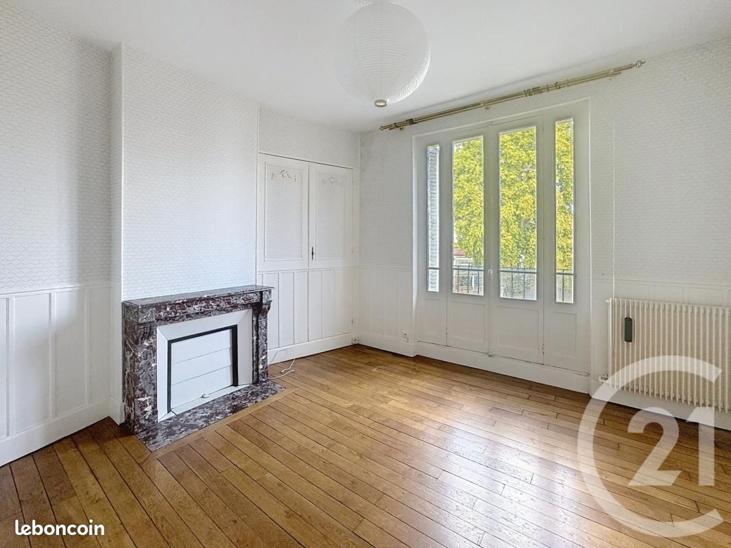 Appartement a louer chalons-en-champagne - 3 pièce(s) - 80 m2 - Surfyn