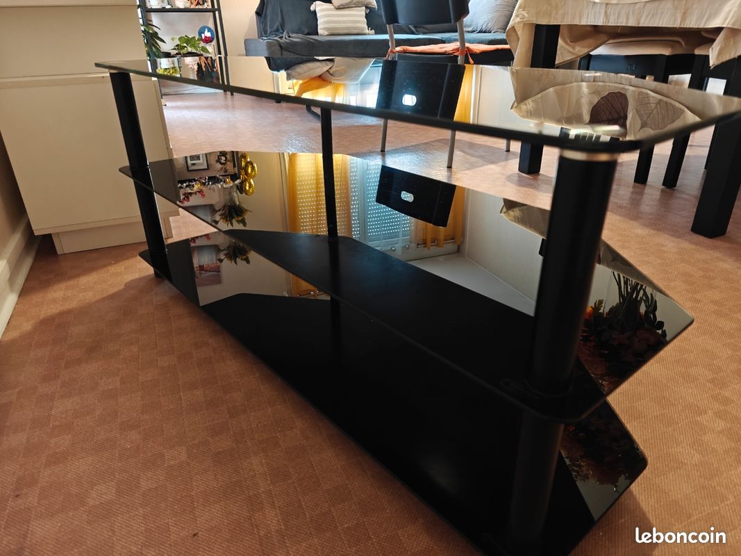 Meuble en verre (image 4)