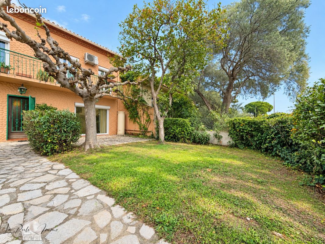 Maison 6 pièces 210 m² · à Cabestany · 210 m² · 279 000 €