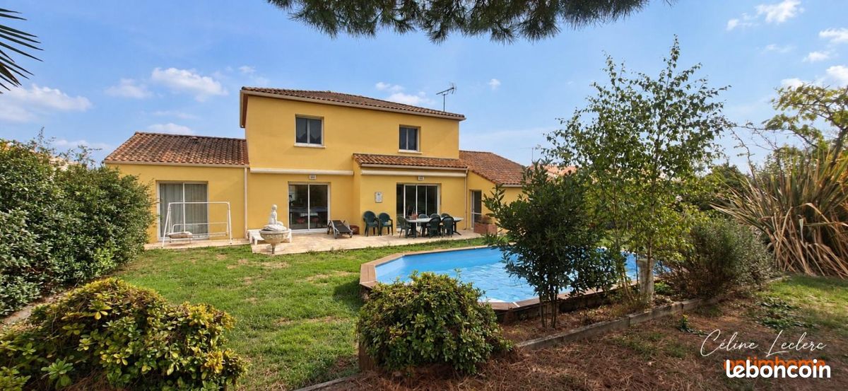 Maison 7 pièces 161 m² · à Chauché · 161 m² · 299 000 €