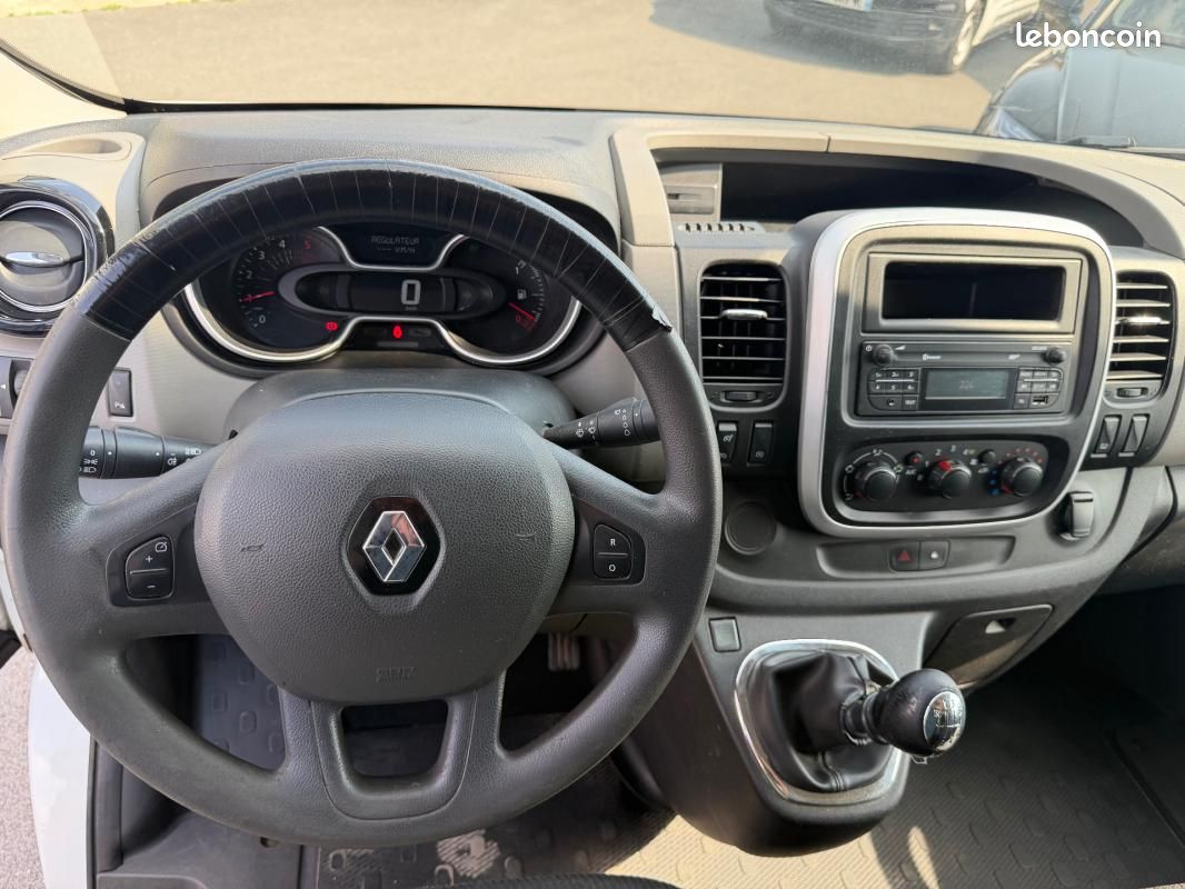 Renault Trafic FOURGON FGN L1H1 1000 KG DCI 95 E6 STOP&START CONFORT (image 16)