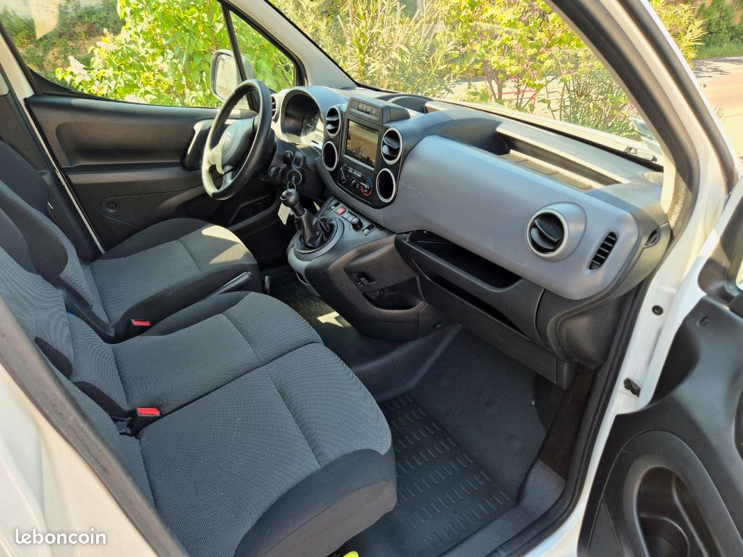 Citroen BERLINGO 1.6 BlueHDi 100ch - 1ère main - Historique complet (image 5)