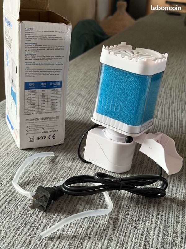 Pompe pour filtrer aquarium avec prise anglaise (image 3)
