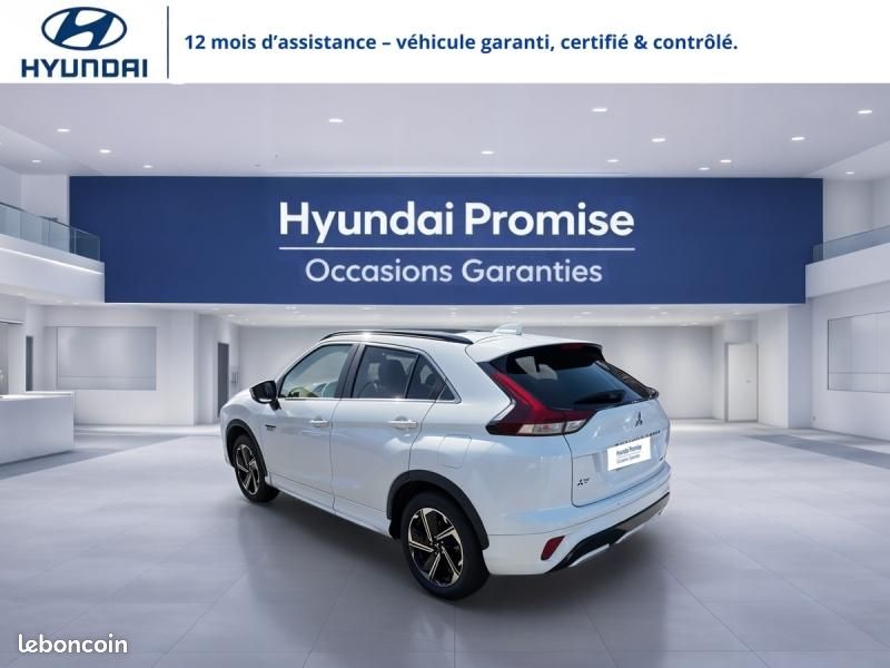 Mitsubishi Eclipse Cross 2.4 MIVEC PHEV 188ch Intense Style 4WD (image 3)