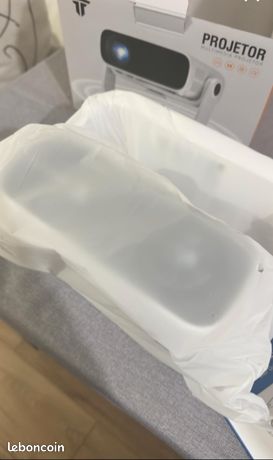 Wielio Videoprojecteur 2025 Full HD 1080P 350ANSI - Portable Avec