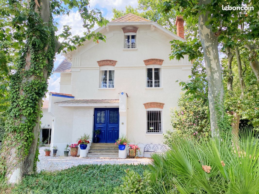 Maison 11 pièces 300 m² · à Espira-de-l'Agly · 300 m² · 875 000 €