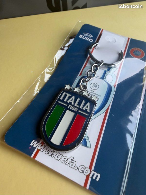 Porte-clés L'équipe Italie de football - Porte clef - Achat & prix