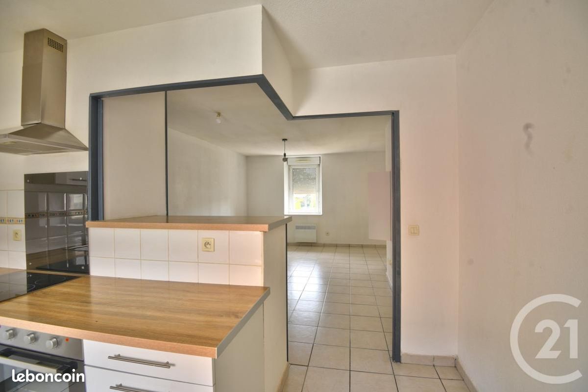 Appartement 3 pièces 63 m² · à Romans-sur-Isère · 63 m² · 700 €