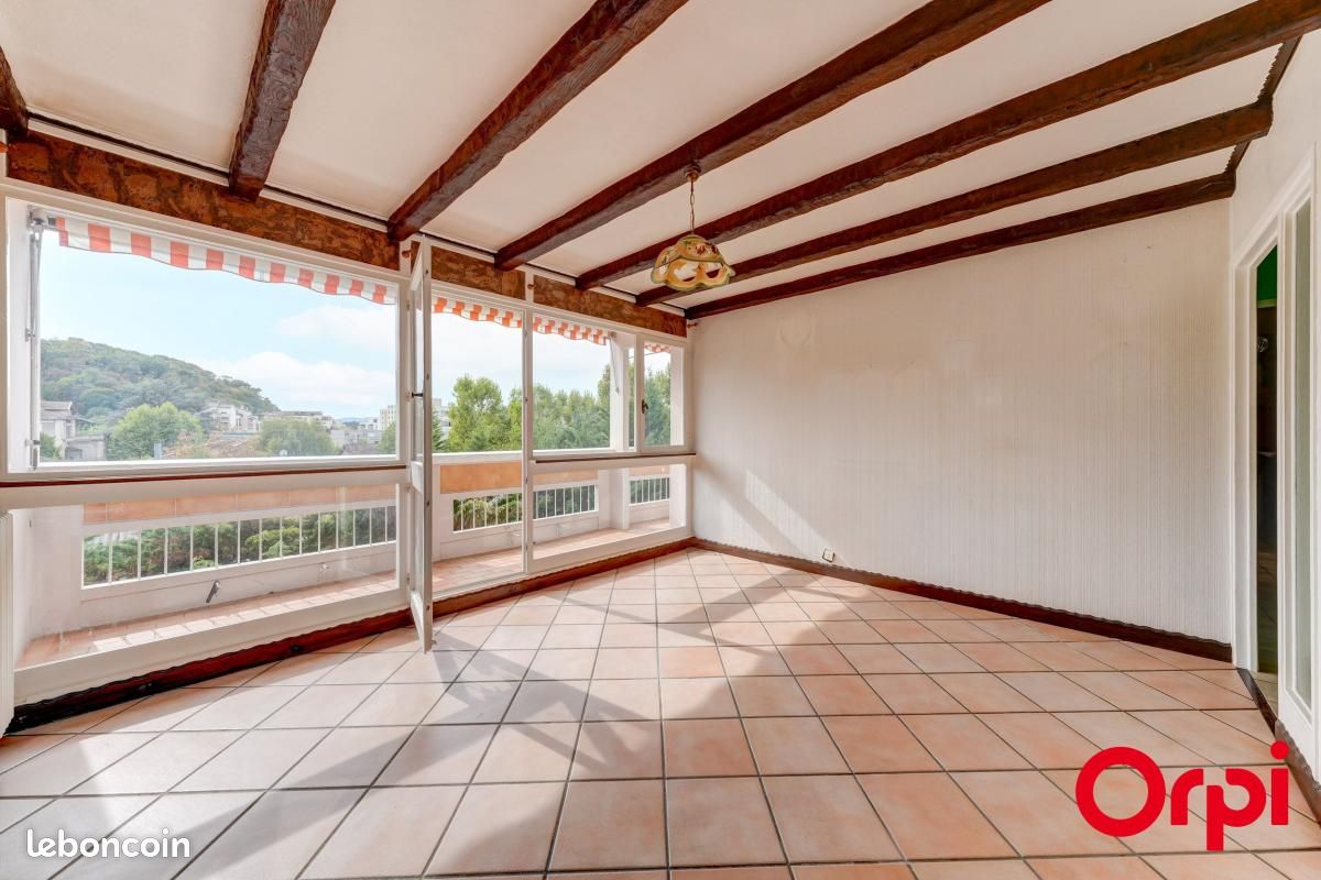 Appartement 3 pièces 70 m² · à Caluire-et-Cuire · 70 m² · 221 000 €