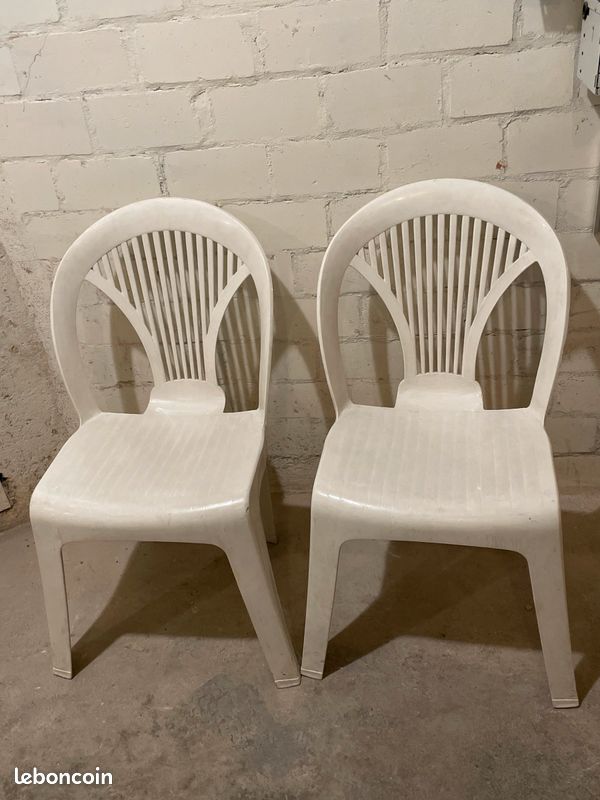 2 Fauteuils ampilable jamais servi (image 1)