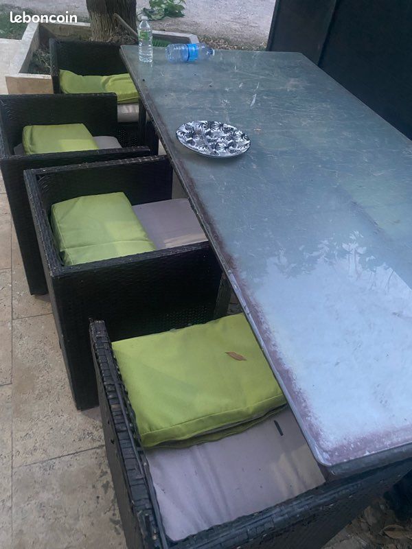 Table est chaise de jardin (image 3)