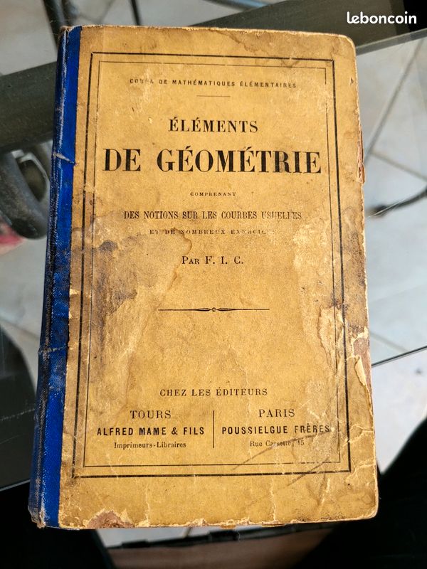 Sebo do Messias Livro - Éléments de Géométrie