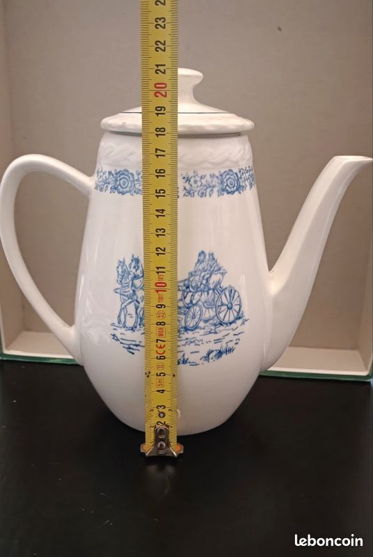 Lot service à thé, sucrier, théière et pot à lait (image 16)
